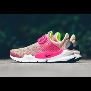 Nike Sock Dart